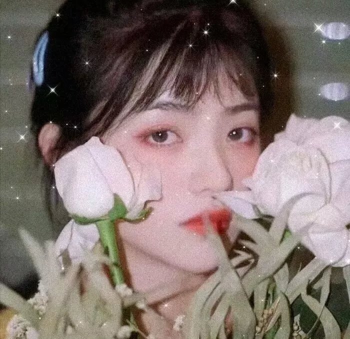 茱莉娅的眼睛